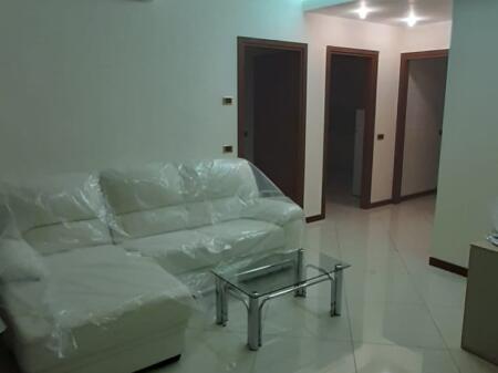 🏢Ish Kinostudio,Rr.Aleksander Moisiu, jepet me qera apartament, 1+1, i mobiluar.
