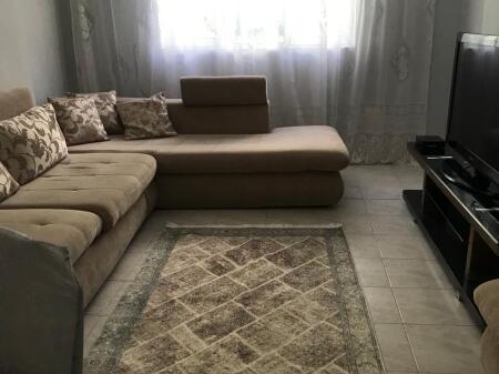 Apartament 2+1 për Qira – Pazari i Ri