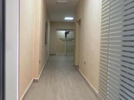 NEGOZIO IN AFFITTO 40 M2 EX ESPOSIZIONE