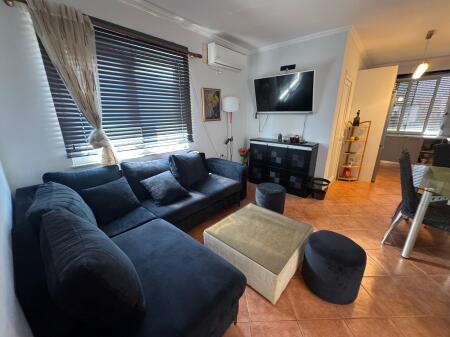 APARTAMENT 2+1 PER QIRA, MYSLYM SHYR!