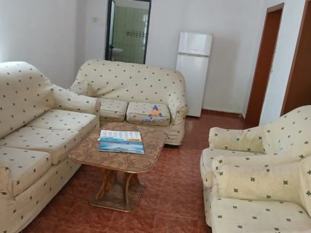 JEPET APARTAMENT ME QERA 2+1+VERANDE "MISTO MAME"