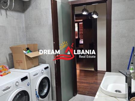 Apartament modern 2+1+2 tualete me qira ne zonen e Bllokut ne Tirane (ID 42215310)