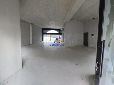 JEPET ME QERA NJESI BIZNESI 127M2 TE "RIVER RESIDENCE ASTIR".