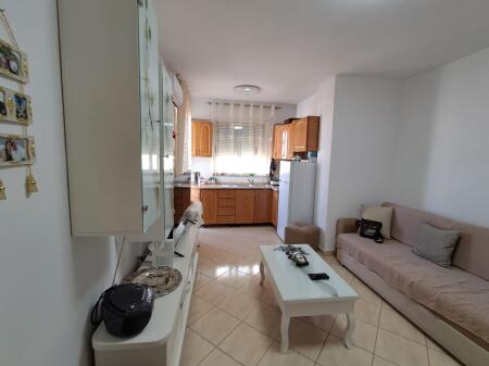 🏡 APARTAMENT 1+1 NË SHITJE 📍 Drejtoria e Policisë – Durrës