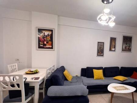 APARTAMENT 1+1 PER QIRA TE KOMPLEKSI FRATAR!