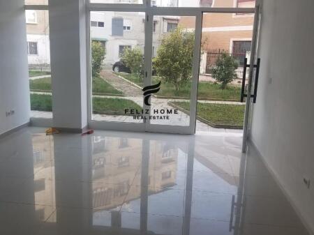 NEGOZIO IN AFFITTO 55 M2 BOULEVARD BAJRAM CURRI
