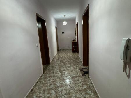 Apartament 2+1 për qira, Sheshi Willson