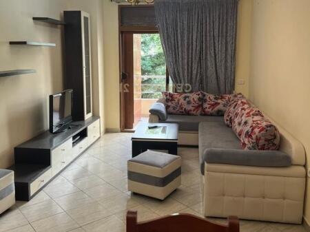 APARTAMENT NE SHITJE 1+1 NE MISTO MAME