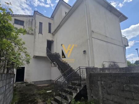 SHITET VILE 3 KATESHE NE SALLBERG, KAVAJE