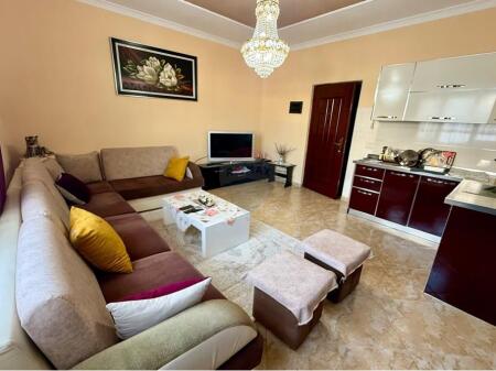 Apartament ne shitje, 1+1 totalisht i mobiluar tek Hipoteka per!