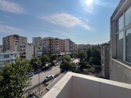 Apartament për Shitje në Pallat Ekzistues në Vlorë