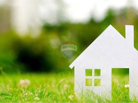 Land for sale in Farka – 640 m²