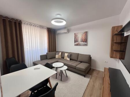 Shitet, Apartament 1+1, Medreseja