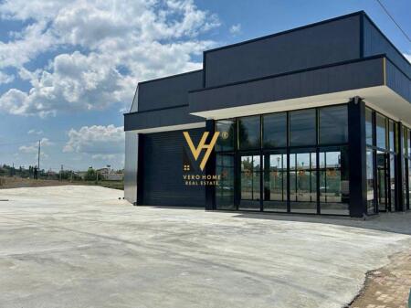 CAPANNONE 1.400 M2 IN AFFITTO A ZALL HERR
