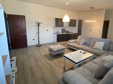 Apartament 1+1 me qira tek Fusha e Aviacionit