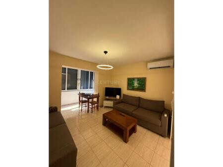 Apartament 1+1 Me Qira në Rrugën Mihal Grameno