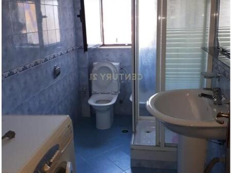 JAPIM ME QIRA APARTAMENT 1+1, RRUGA NDRE MJEDA
