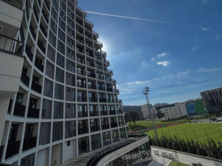 Spazio commerciale in affitto presso Lake View Residence