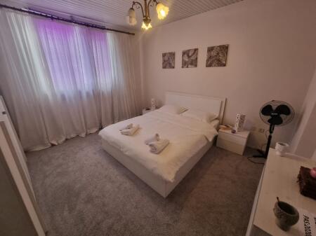 super apartament 2+1 me qira ne Myslym Shyri