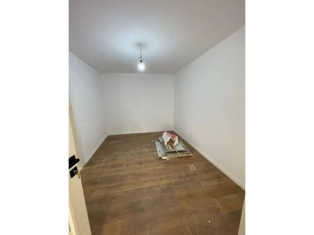 Shitet Apartament 1+1, Rruga e Elbasanit