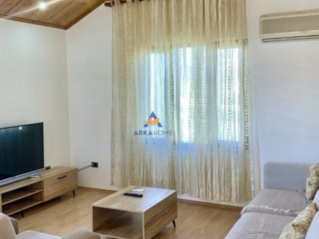 JEPET APARTAMENT ME QERA 2+1+2 BALLKONE "PRANE ZOJËS SE KËSHILLIT TË MIRË"