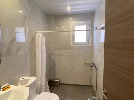 Vila me qera 2+1 Prane Zonja Keshillit Te Mire (ID BV22457) Tirane.