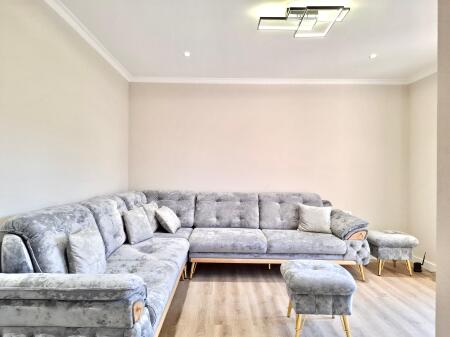 Appartamento in affitto (140m2) 2+1+2wc & 3 balconi ||680 Euro