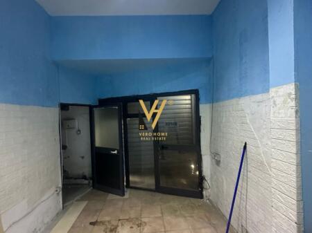 NEGOZIO DI 40M2 IN AFFITTO VICINO ALLO STADIO DINAMO 50.000 LEK