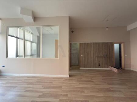 BUSINESS SPACE FOR RENT 130 M2 ASTIR 1,300 EURO
