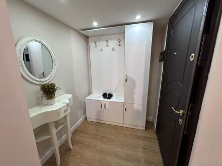 Casa in affitto 2+1 Vicino all'hotel Radison, Liqeni i Thate