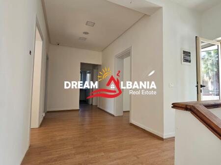 Ambient per zyra me qera 4+1, Stadiumi Dinamo (ID 42611281)