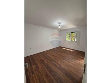 OFFICE FOR RENT NEAR THE FORMER DIPLOMAT HOTEL!
