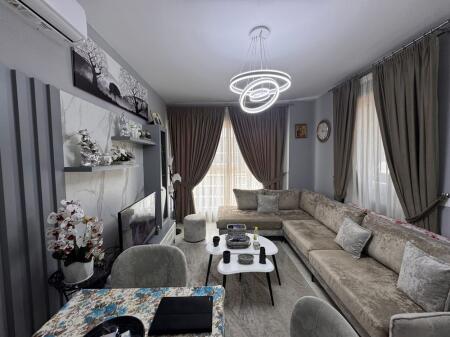 Shitet Apartament 1+1 | Don Bosko, pranë Gjykatës