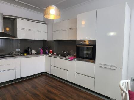 Apartament 2+1 per shitje, Mine Peza!