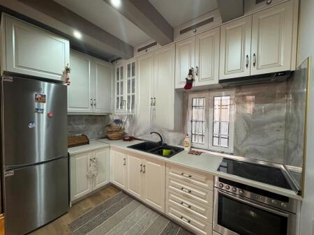 FRESKU, AFFITTIAMO APPARTAMENTO 2+1 400 € /Mese