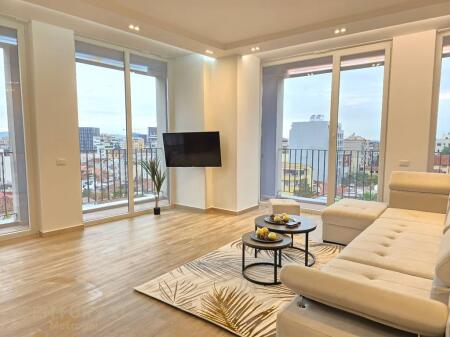 🏡 Apartament 2+1+2 me Post Parkimi për Qira – Pazari i Ri, Tiranë