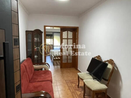 Affitto, Appartamento 1+1, Via Muhamet Gjollesha, 450 euro/mese