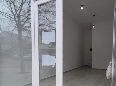 DYQAN ME QERA 60 M2 VASIL SHANTO 900 EURO