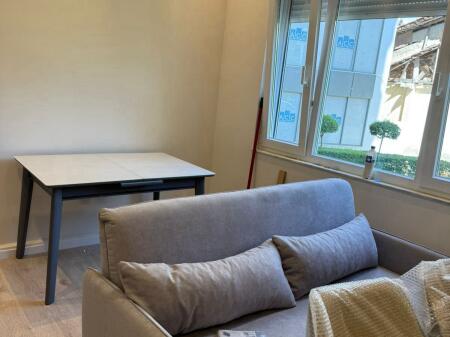 JEPET ME QERA APARTAMENT 1+1 900 EURO  RRUGA E DIBRES