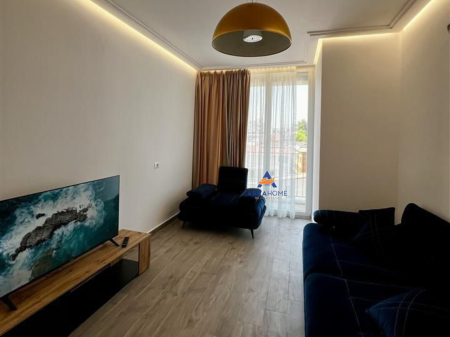APPARTAMENTO IN AFFITTO 2+1+BALCONE "SCUOLA SUPERIORE PARTIZANI, SELVIA" 1300 EURO.