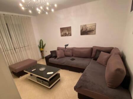 APARTAMENT ME QERA 2+1 RRUGA E KOSOVAREVE 600 EURO