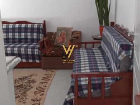 APPARTAMENTO 2+1+VERANDA IN AFFITTO A PORCELAN 50.000 LEKE