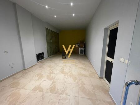 NEGOZIO IN AFFITTO 44,75 M2 IN VIA ZHEGU, ALI DEMI 30.000 LEKE