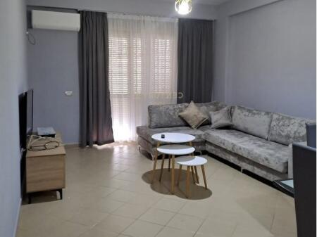 Jepet me Qira 2+1 ne Fresk 450 euro/muaj