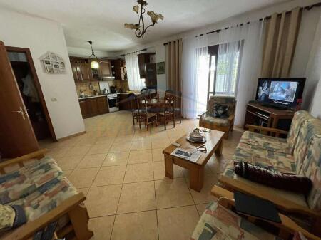 For sale, 2+1 Apartment, Paris Commune.