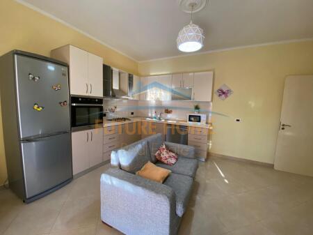 Shitet, Apartament 2+1,  Unaza e Re