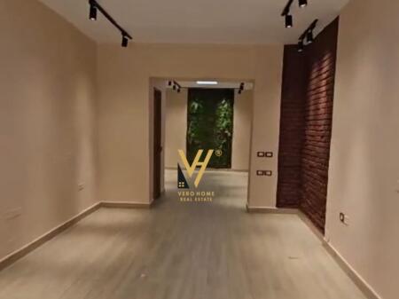 SHOP 67 M2 FOR RENT IN VASIL SHANTO 75,000 LEKE