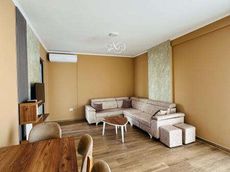 Apartament me qera 2+1+2 Tek Farmacia 10