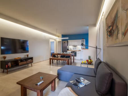 Apartament me qera 2+1+2 Tek Pazari i Ri (ID B2201096)