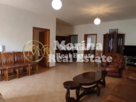 Appartamento 2+1+balcone, Porcellana, 450 Euro